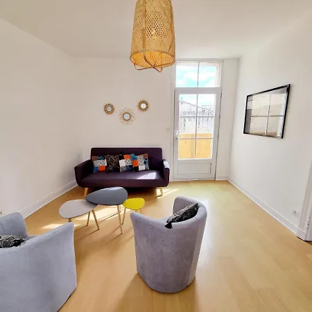 شقة Spacieuse Maison Hypercentre Avec Terrasse *