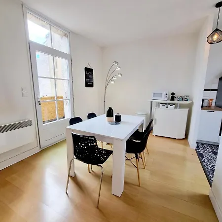 Spacieuse Maison Hypercentre Avec Terrasse شقة